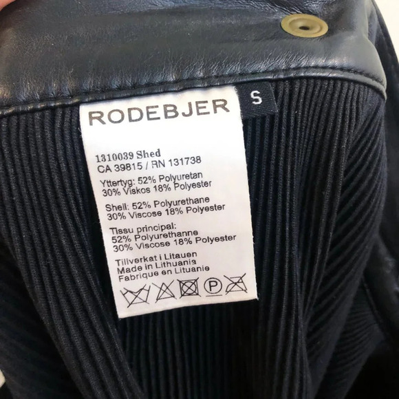 Rodebjer Black Faux Vegan Leather Pleated Designer Classic Midi Skirt Small - Picture 9 of 10